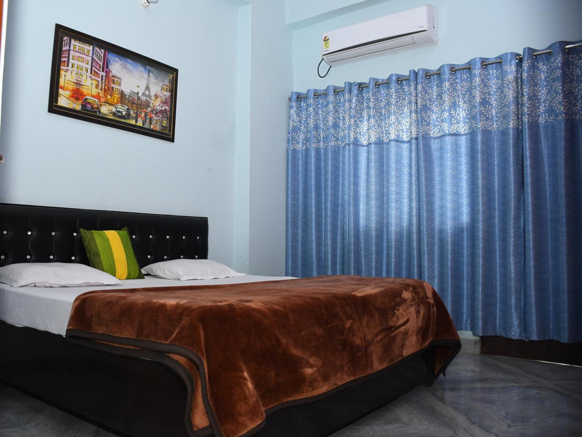 Indra Apartment Varanasi Luaran gambar